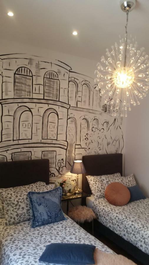 Arena Design Apartments With Free Private Parking And With A Terrace Pula Exterior foto